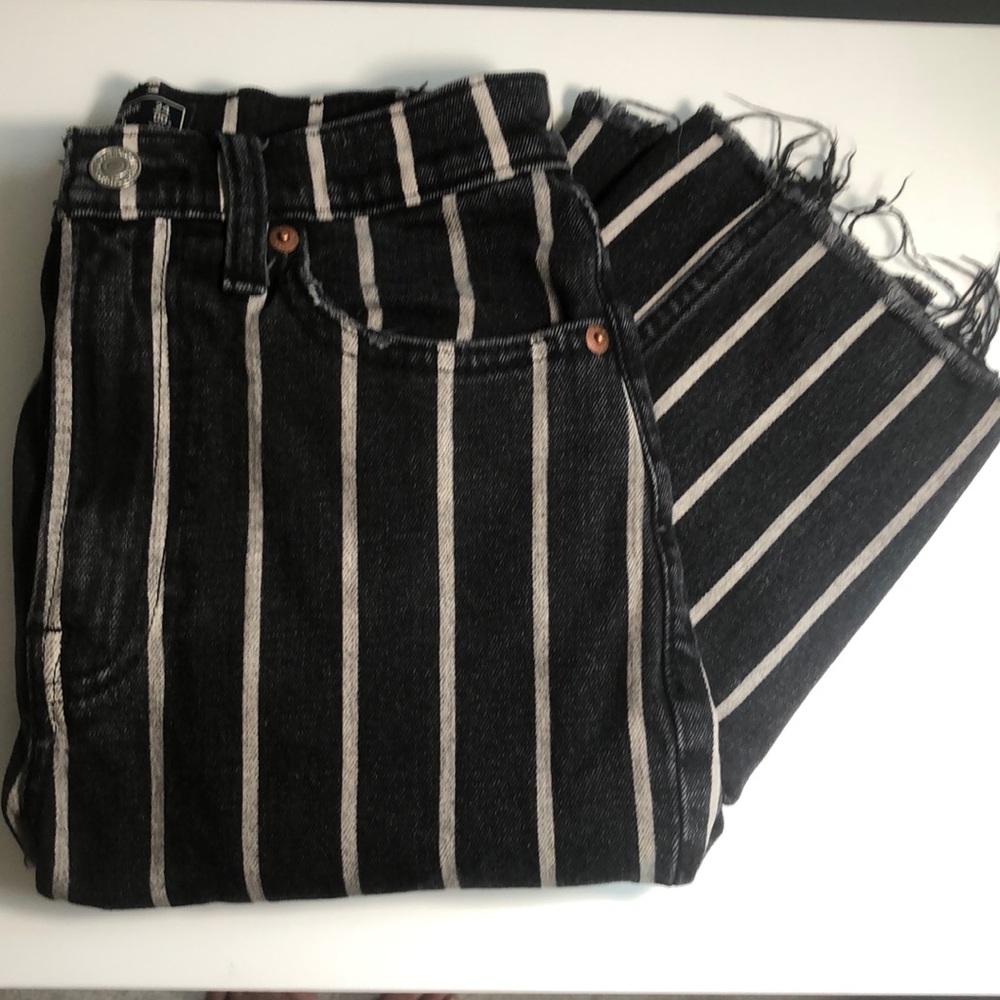 A&F Striped Ankle Straight Jeans